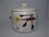 West Bend Pot with Lid