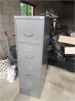 4 drawer filing cabinet .