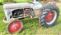 Feguson tractor - see description