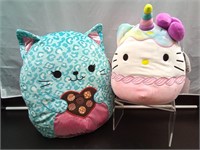 Squishmallows - Hello Kitty and Caitroina