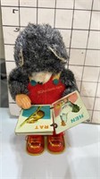 Vintage Cubby the Reading bear (works)