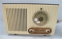 Vintage radio by Stewart Warner model 9125-C.