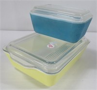 (2) Vintage Pyrex covered dishes.