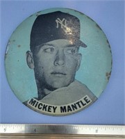 Mickey Mantle pin back button
