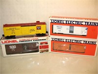 O Lionel Operating Freight Cars Lot of 4