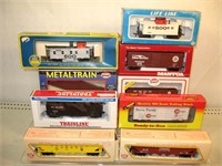 HO Freight cars Lot of 9 OB