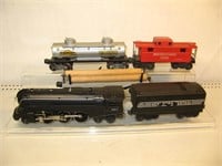 O Lionel Post War NYC 221 Engine 221T & Cars