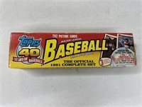 Topps 1992 baseball card set. Opened we did not