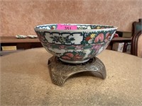 CHINESE CANTON ROSE MEDALLION BOWL NOTE