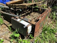 OLD LIFT RAMP AND CRANE