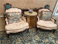 2PC VINTAGE MATCHED OCCASIONAL ARM CHAIRS W PILLO