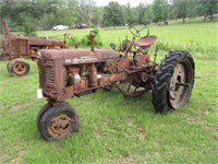 1955 FarmAll 200 - Seems to be all there