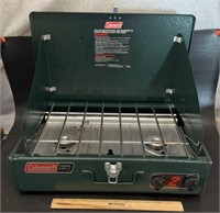 COLEMAN PROPANE STOVE 2 USED VERY LITTLE
