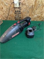 Craftsman 14.4V Vacuum w/ Battery Charger