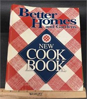 BETTER HOMES AND GARDENS COOKBOOK