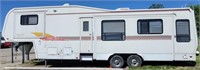 1998 King of the Road 5th Wheel Camper