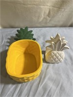 Lot of 2 Pineapple Kitchen Decor