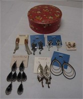 7 Pairs Of Earrings In Vintage Container
