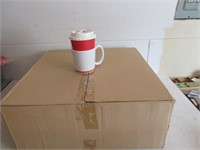 BOX LOT PLASTIC CUP HOLDER WITH REMOVABLE HANDLE