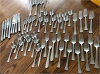 B - WALLACE STAINLESS FLATWARE (K34)