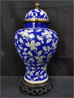 Chinese cloisonne urn