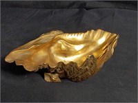 Brass seashell ashtray, 2 3/4" h. x 8 1/4" wide.