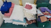 B - MIXED LOT OF BED LINENS (M8)
