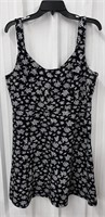 APPROX. SIZE LARGE WOMENS DRESS