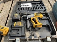 DeWalt ½“ impact wrench (nice) with 24v battery