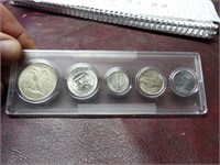 1943 COIN SET IN HOLDER ALL REALLY NICE SHAPE