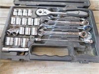 GEAR WRENCH TOOL SET