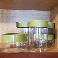 Green Lid Pyrex Containers