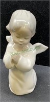 Lladro angel figurine stands 5 1/2 inches