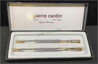 Pierre Cardin pen and pencil set. Silver and gold