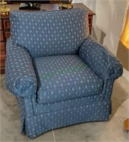 (ND) Beautiful upholstered living room side chair