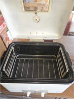 Vintage MW Roaster with Cord & Rack