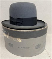 Royal deluxe Stetson vintage hat with original box
