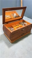 Little jewelry box with costume jewelry