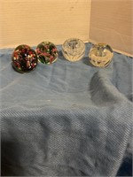 4 decorative paper weights