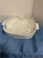 Baking dish with lid