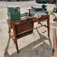 58"TL Wood Lathe on Wooden Stand