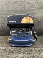 Vintage Polaroid 600 Camera