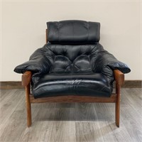 Exceptional Rosewood/Leather MCM Chair