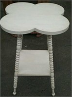 Flower Shaped Accent Table,  Approx. 15 1/2"×15