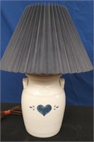 20" Crock Style Table Lamp - works