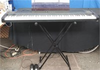 Roland ep-90 Digital Piano w/2 Foot Pedals-works