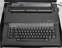 Olivetti Praxis 35 Portable Typewriter