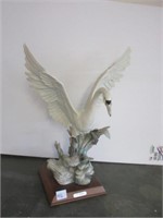Swan Sculpture made in italy