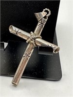 STERLING SILVER CROSS PENDANT