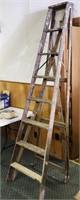 8 foot wooden ladder
